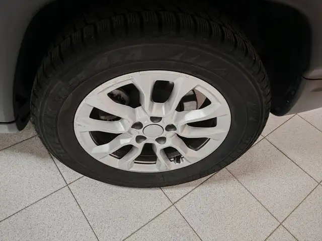 Jeep Compass view 11