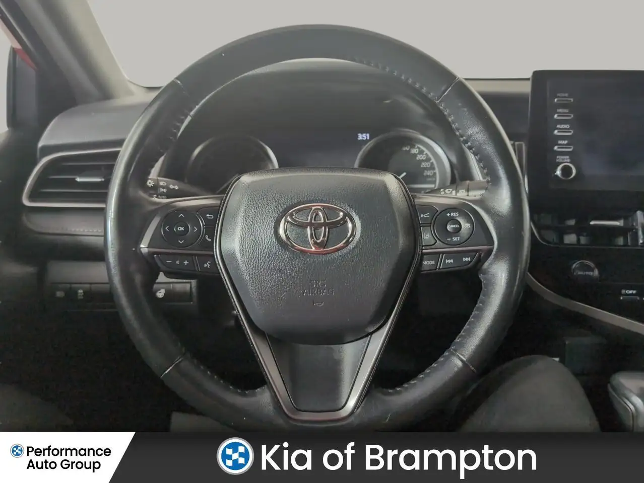 Toyota Camry снимка Toyota Camry