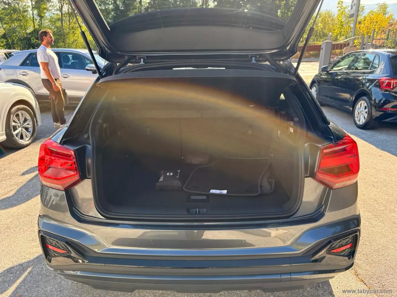 Audi Q2 35 TDI S tronic Identity Black, миниатюра 10