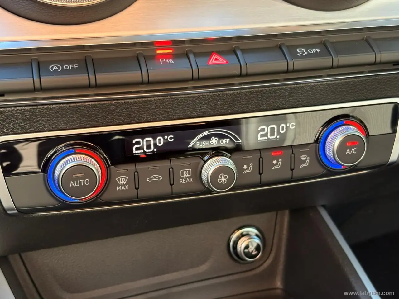 Audi Q2 35 TDI S tronic Identity Black, миниатюра 18