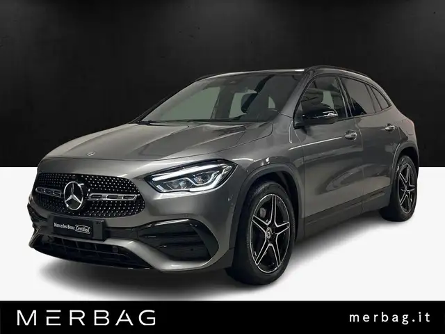 Mercedes-Benz GLA 200 d Automatic Premium