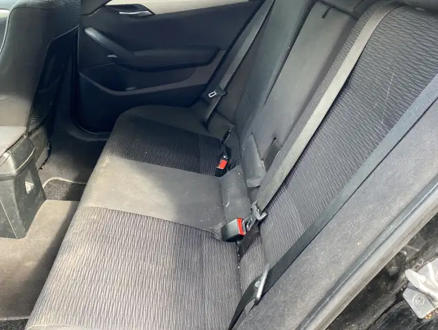 BMW X1 view 8