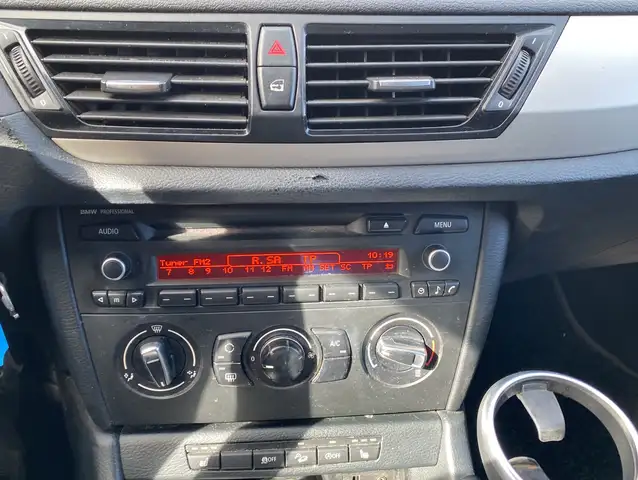 BMW X1 view 10