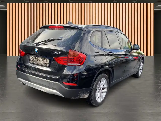 BMW X1 view 7