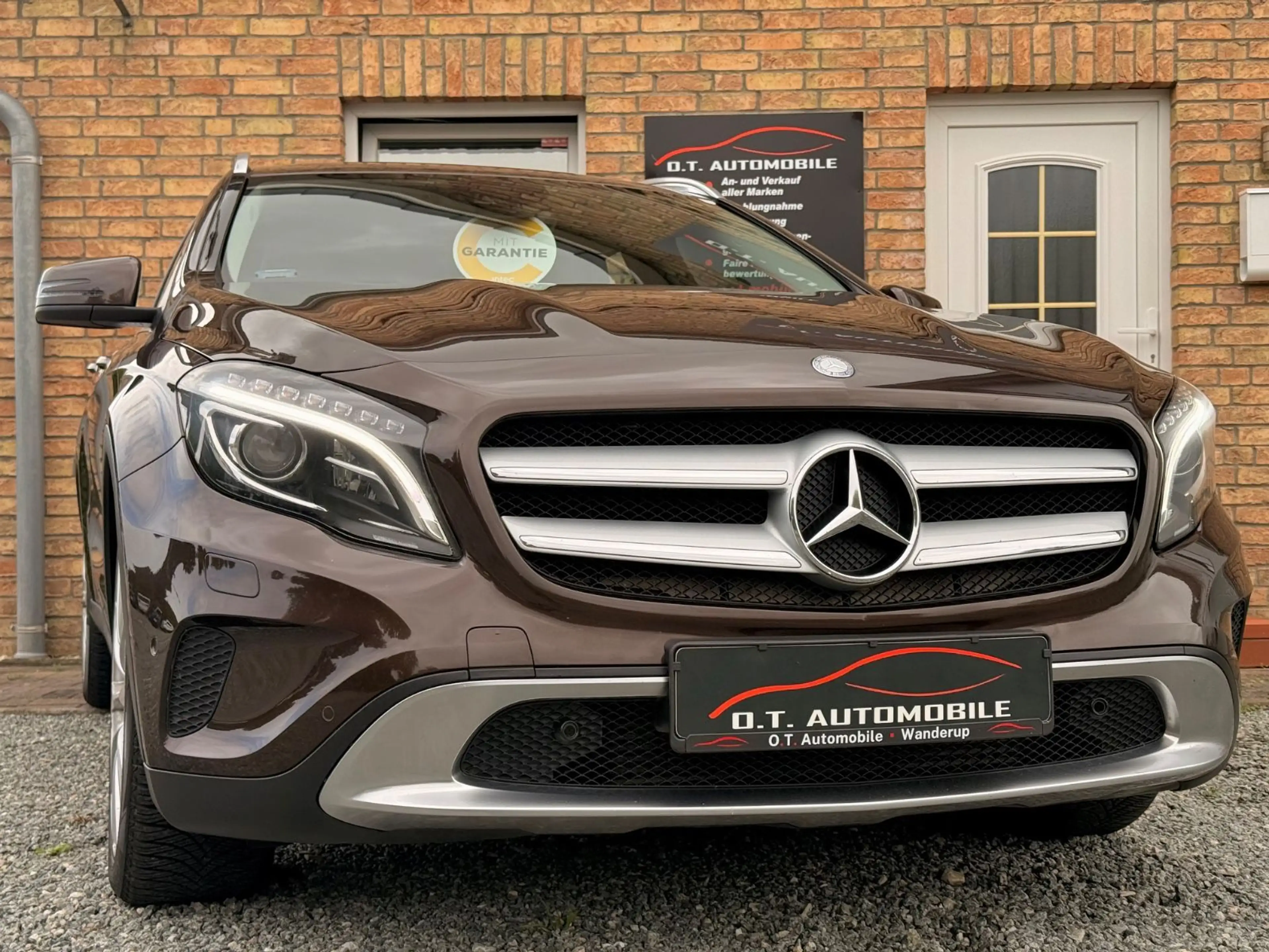 Mercedes-Benz GLA 200 7G-DCT Sport |Xenon|Kamera|Leder|Memory — photo 6
