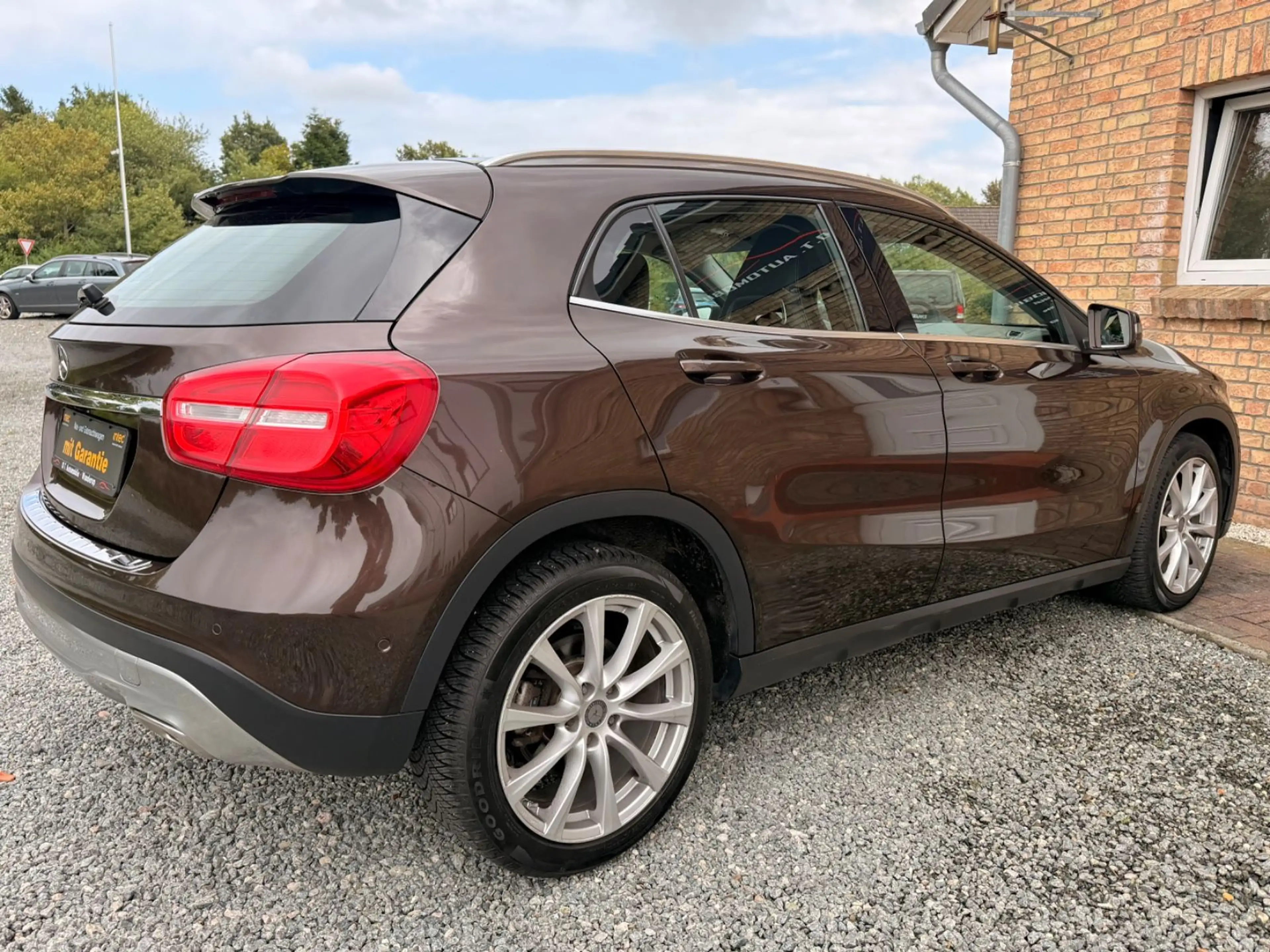 Mercedes-Benz GLA 200 7G-DCT Sport |Xenon|Kamera|Leder|Memory — photo 10