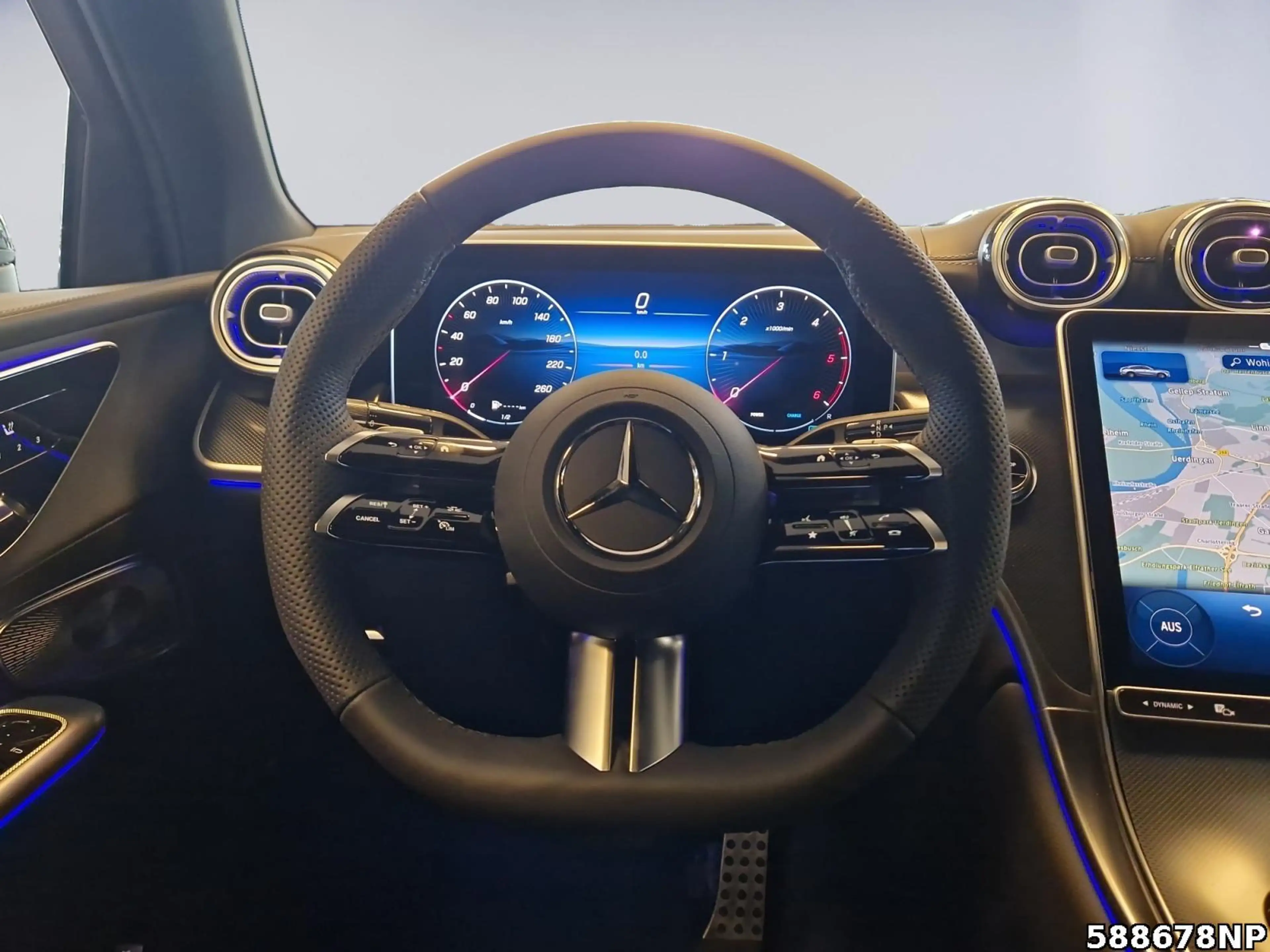 Mercedes-Benz GLC 220 d 4MATIC Coupé AMG+DIGITAL+BURMESTER+AHK — photo 9