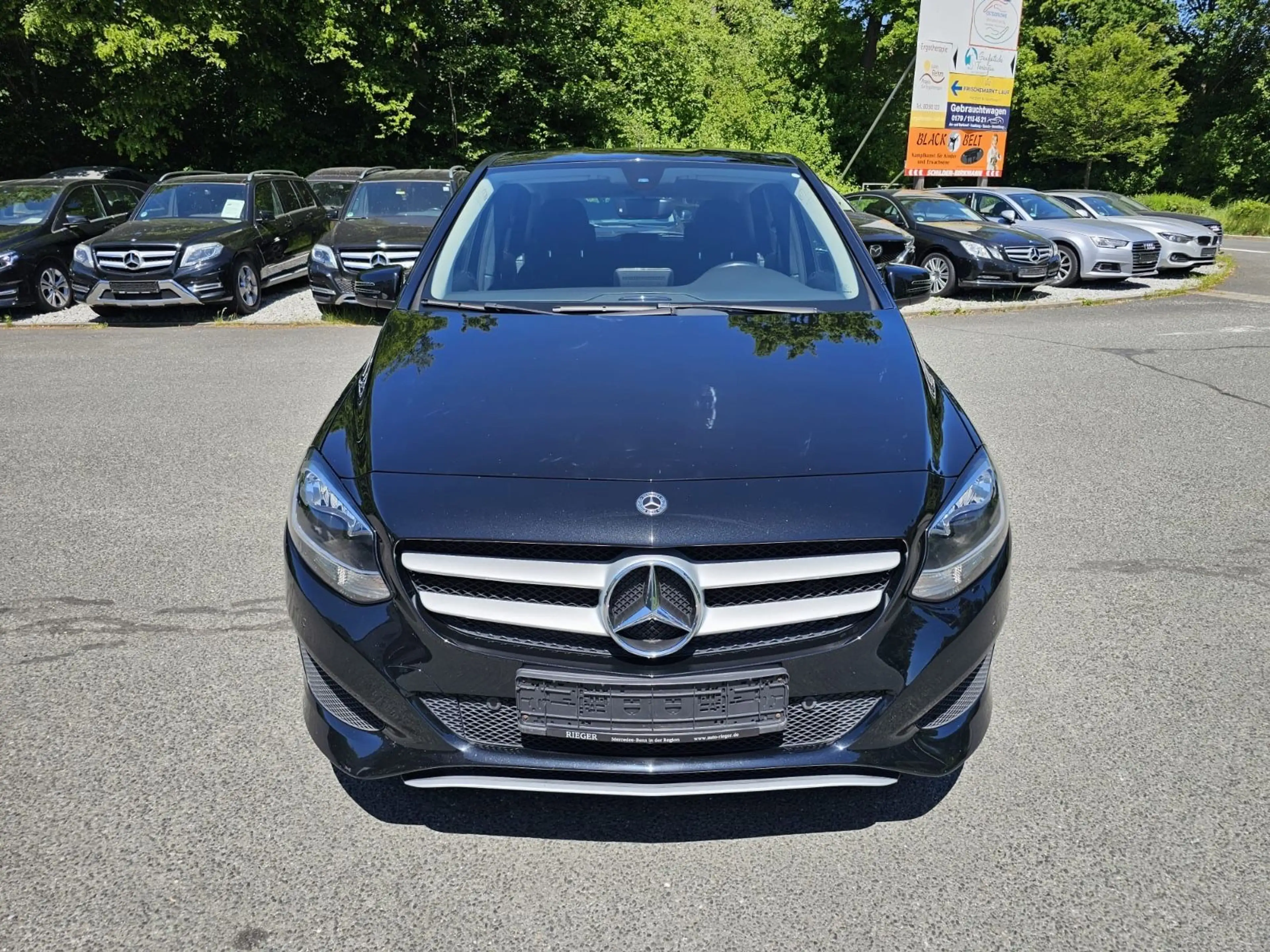 Mercedes-Benz B 220 d DCT — photo 2