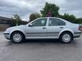 Volkswagen Bora Lim. Basis Nur 135000KM Silber - thumbnail 2