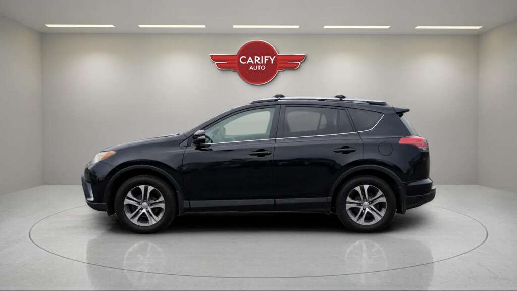 2016 Toyota RAV4 LE  All-wheel Drive — снимка 1