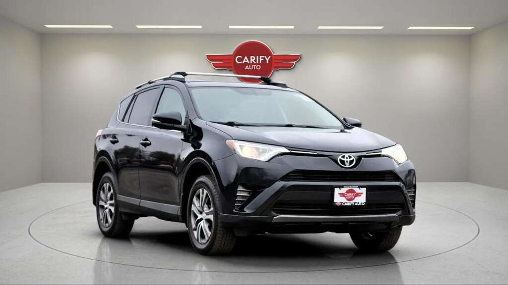 2016 Toyota RAV4 LE  All-wheel Drive — снимка 1