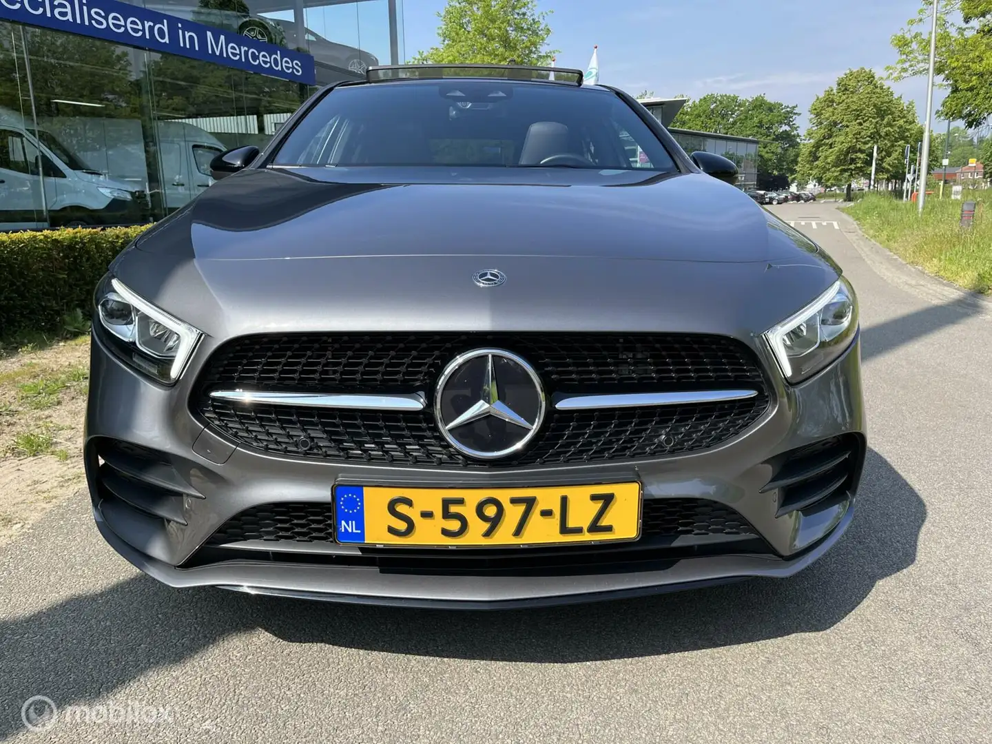 Mercedes-Benz A 250 e Business Solution Luxury Limited Pano,Led,dodeho Grijs - 2