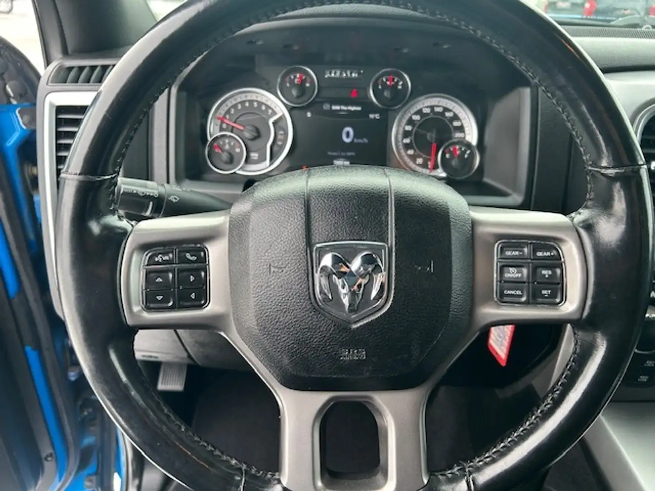 RAM 1500 снимка RAM 1500