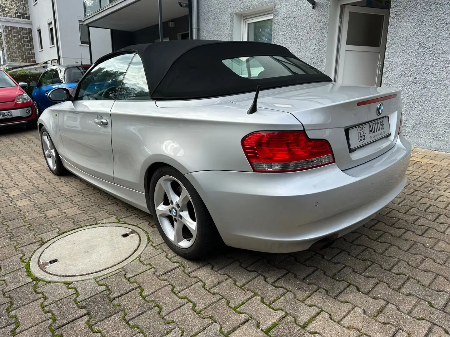 BMW 118 Baureihe 1 Cabrio 118i|Leder|PDC|1.Hand|MFL Silber - 2