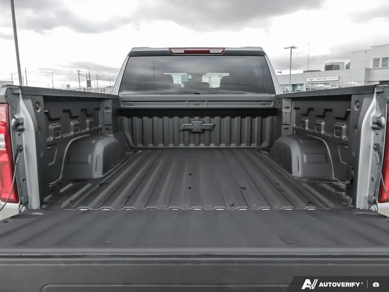Chevrolet Silverado 1500 снимка Chevrolet Silverado 1500