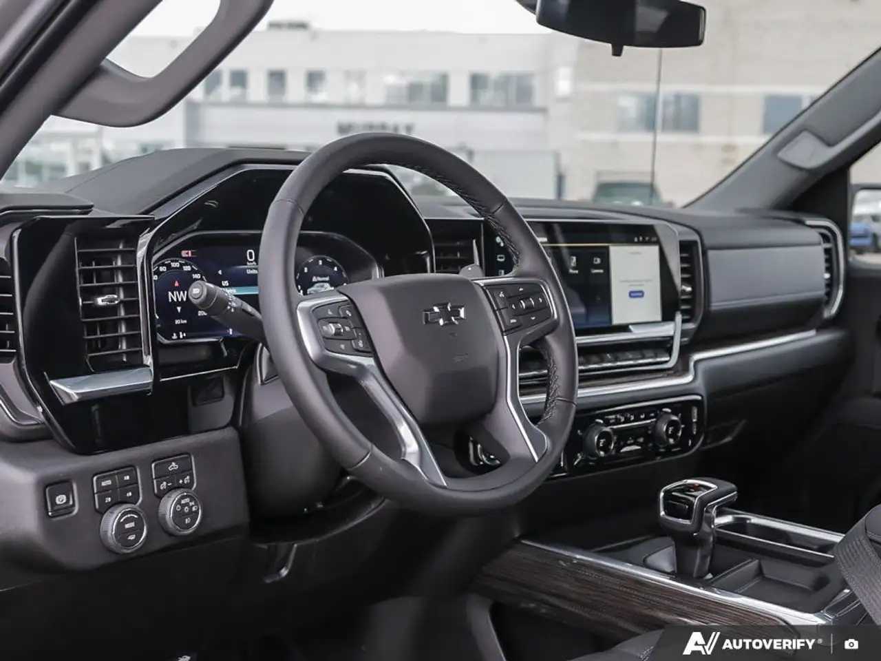 Chevrolet Silverado 1500 снимка Chevrolet Silverado 1500