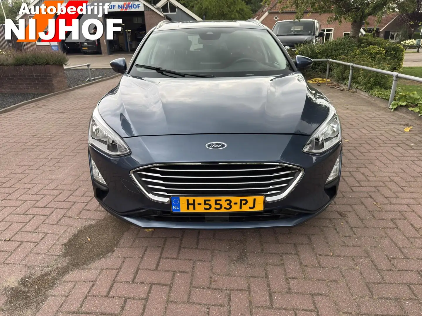Ford Focus Wagon 1.0 EcoBoost Active Business Blauw - 1