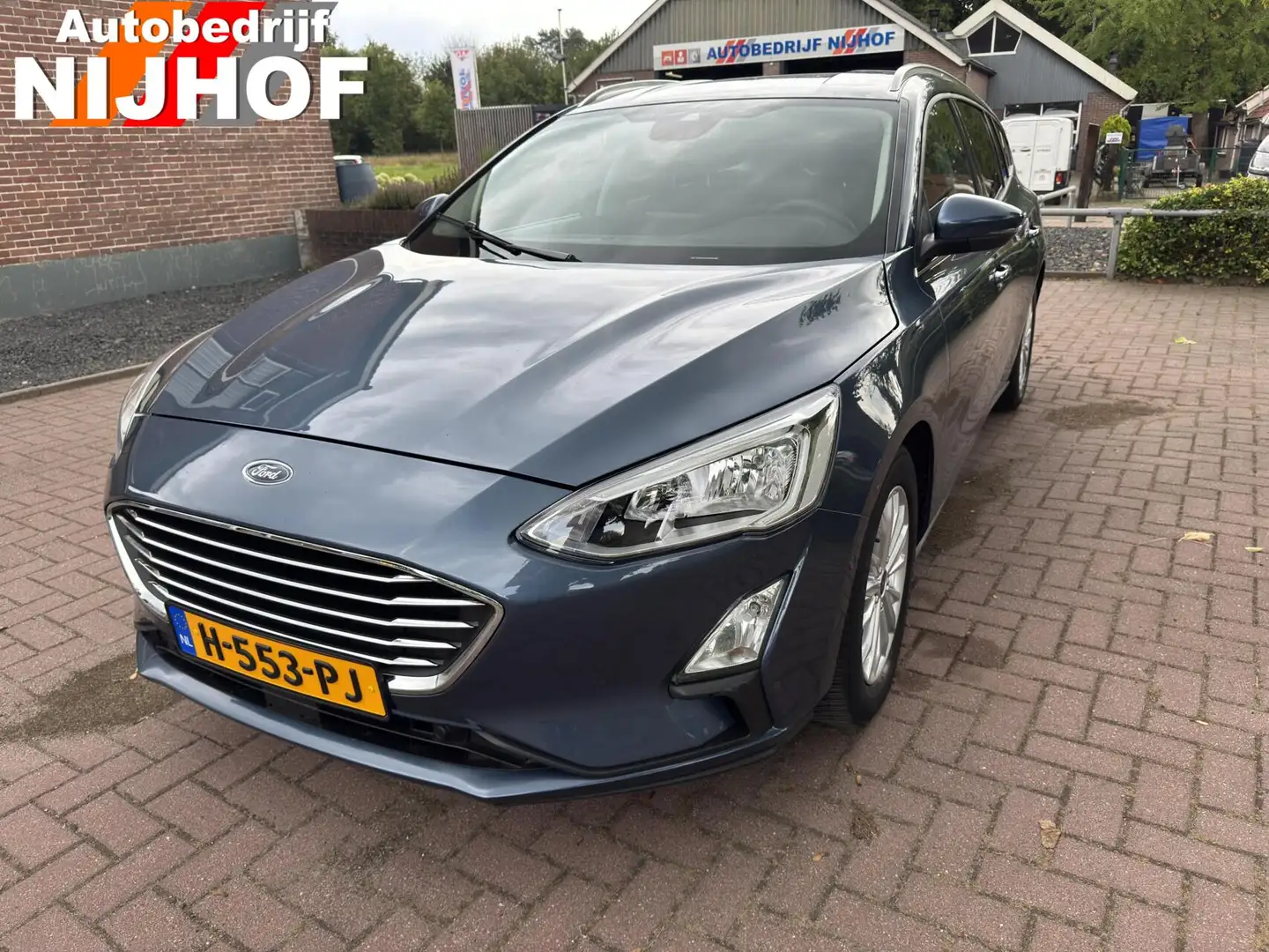 Ford Focus Wagon 1.0 EcoBoost Active Business Blauw - 2