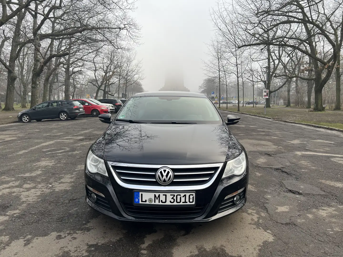 Volkswagen Passat CC Basis Schwarz - 1