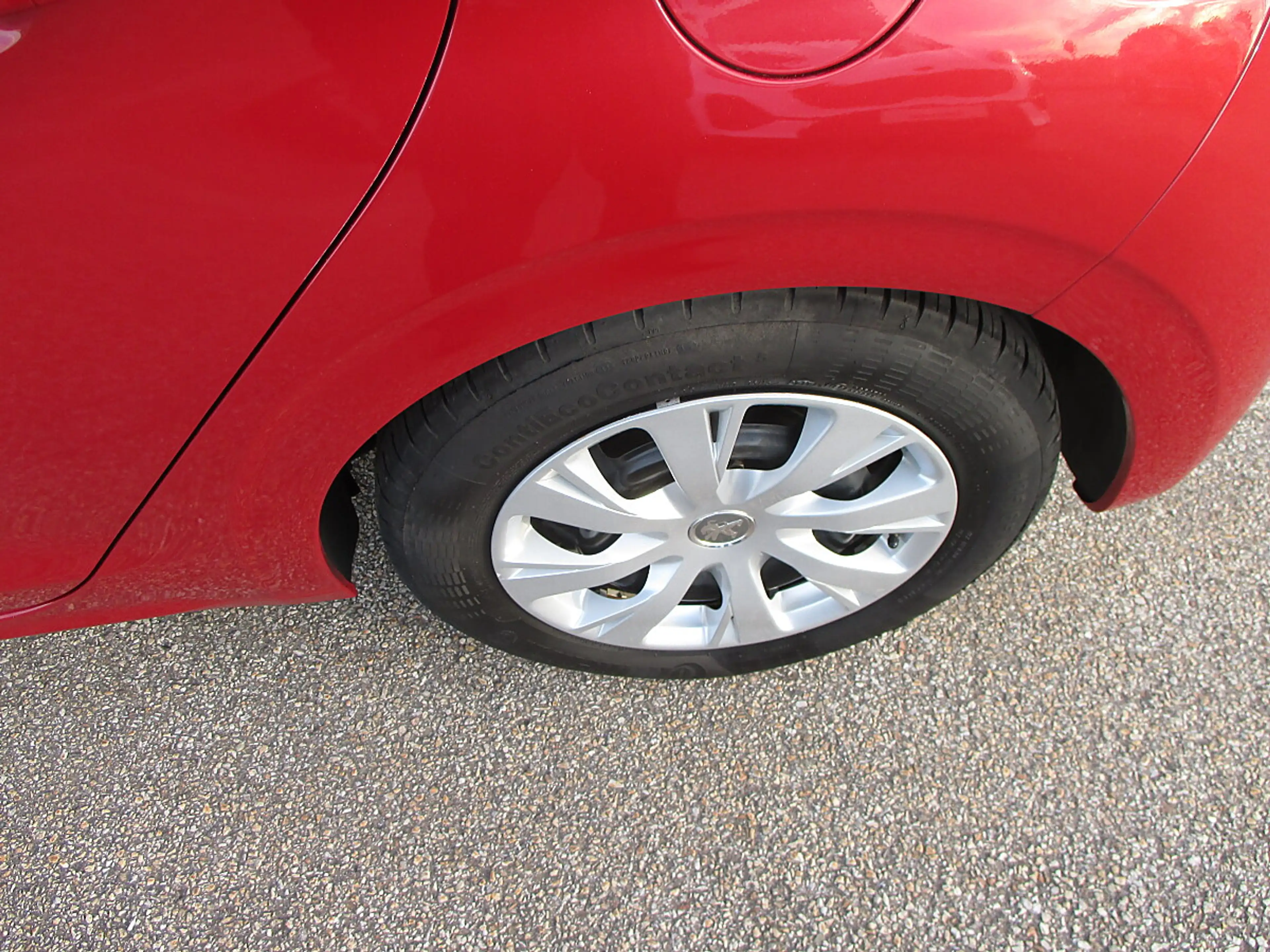 Peugeot 208 Active 1,2 PureTech 82 — photo 8