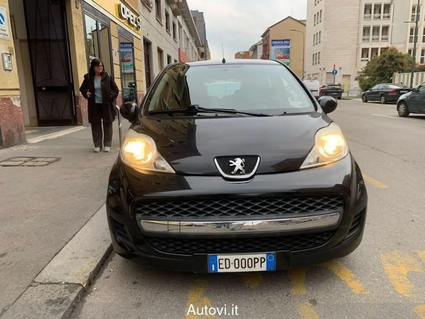 Peugeot 107 1.0 68CV 5p. Sweet Years Nero - 2