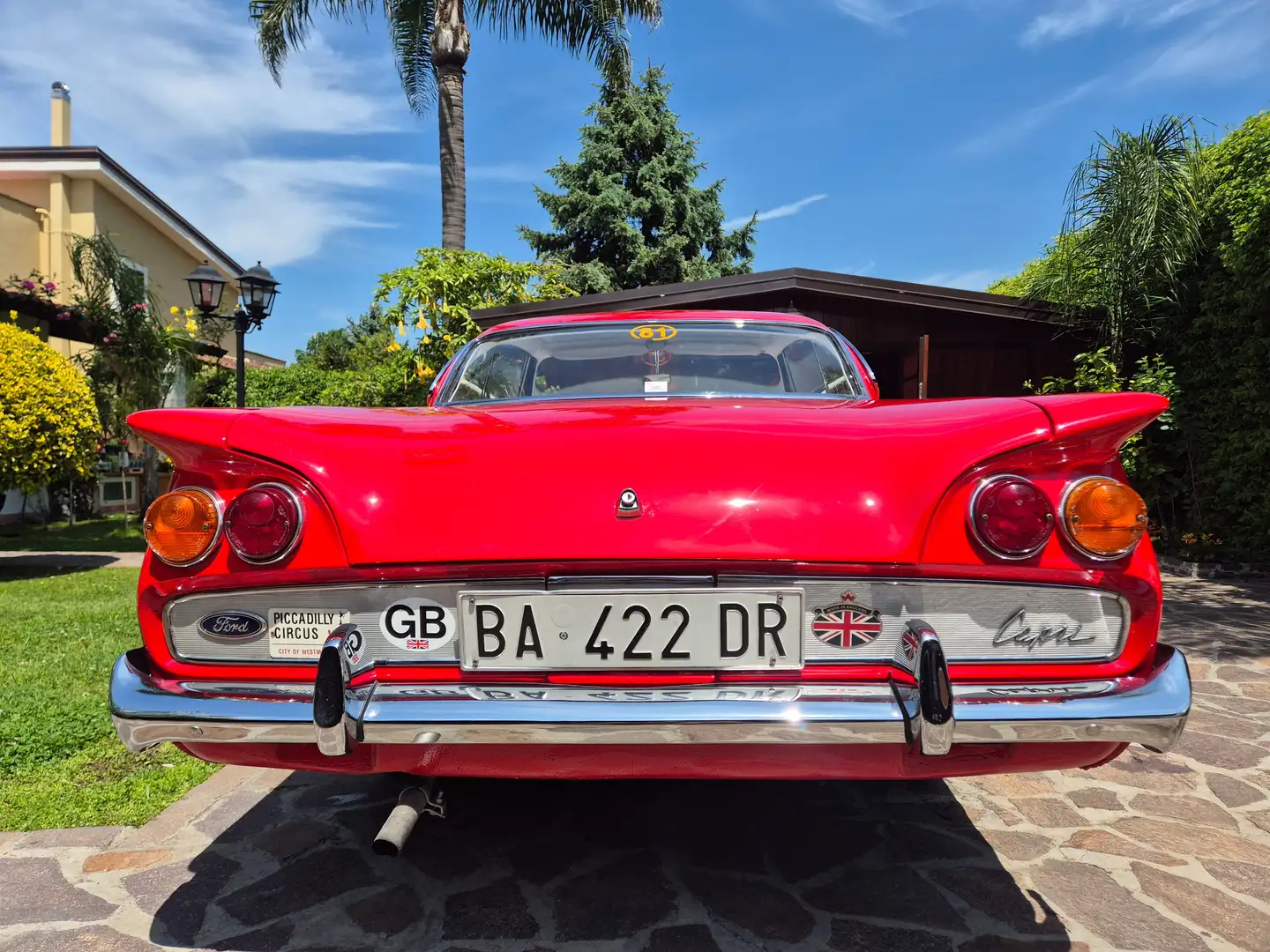 Ford Consul CAPRI Red - 2