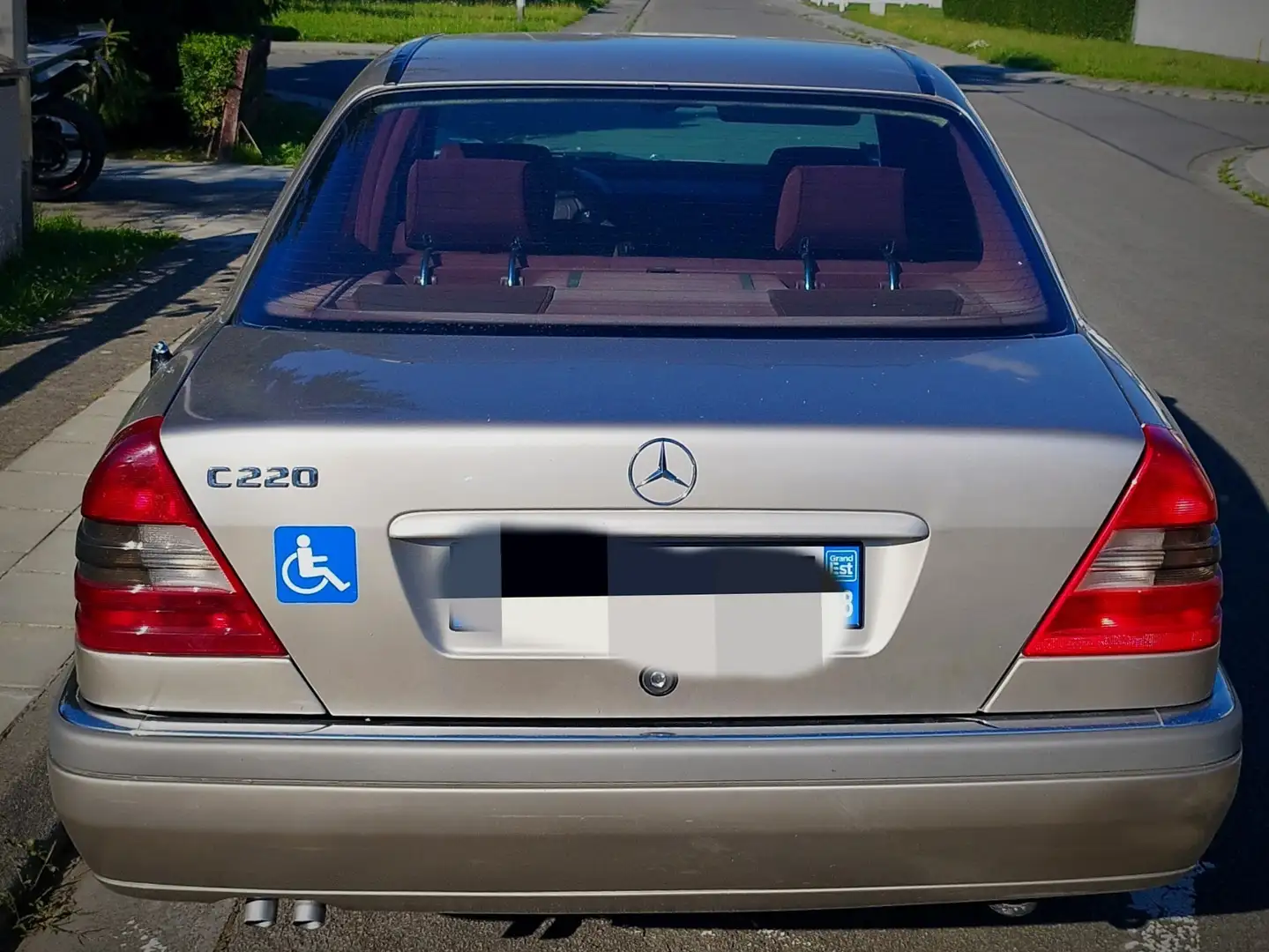 Mercedes-Benz E 220 E220 Prestige Bronzová - 2