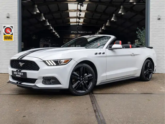 Ford Mustang 3.7 V6 Convertible *Keyless | Camera | Apple Carpl