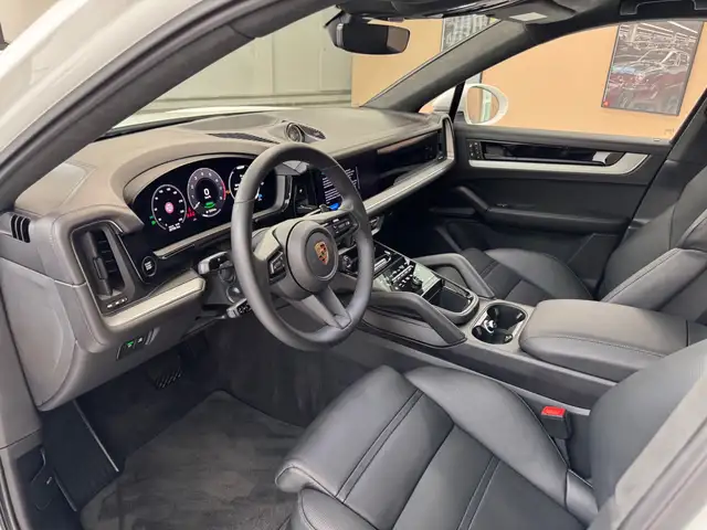 Porsche Cayenne Coupe III E-Hybrid/Approved/Bose/ Ansicht 15