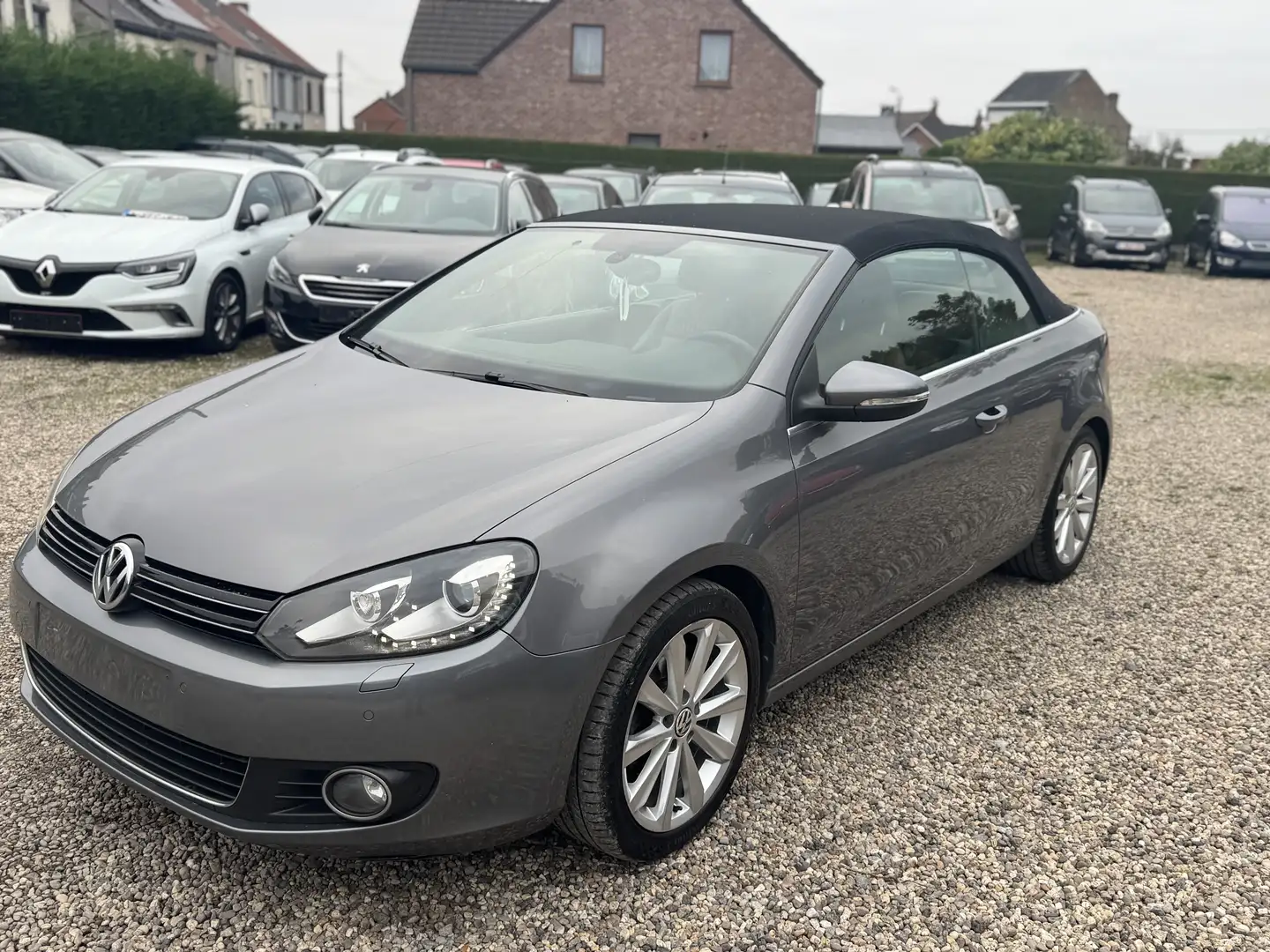 Volkswagen Golf Cabriolet 1.6 CR TDi BMT Grijs - 2
