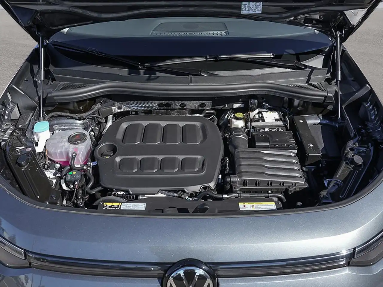 Volkswagen Tiguan снимка Volkswagen Tiguan