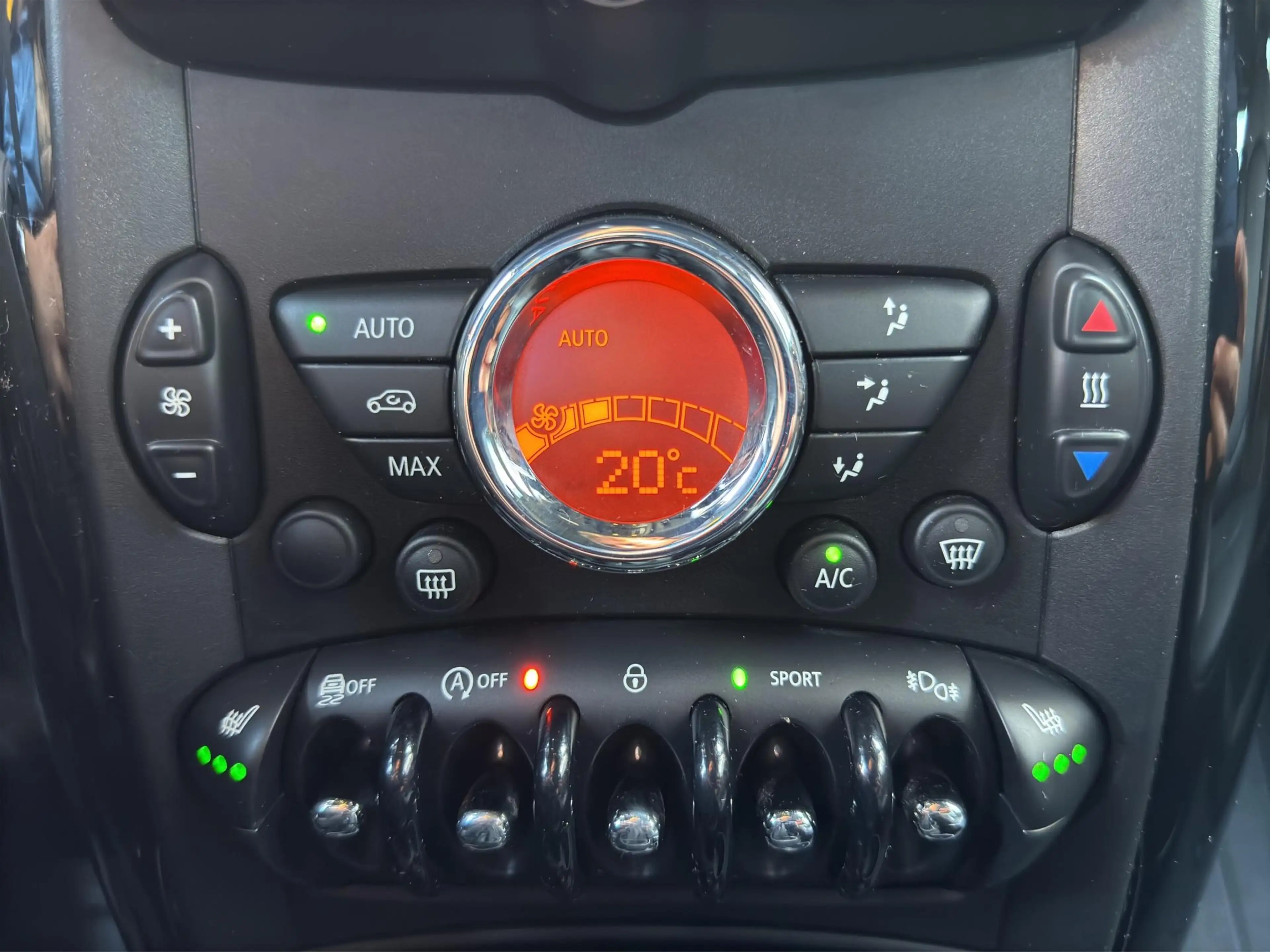 MINI Cooper Countryman 1.6 Chili /Apple Carplay/Verwarmde Lederen stoelen — photo 19