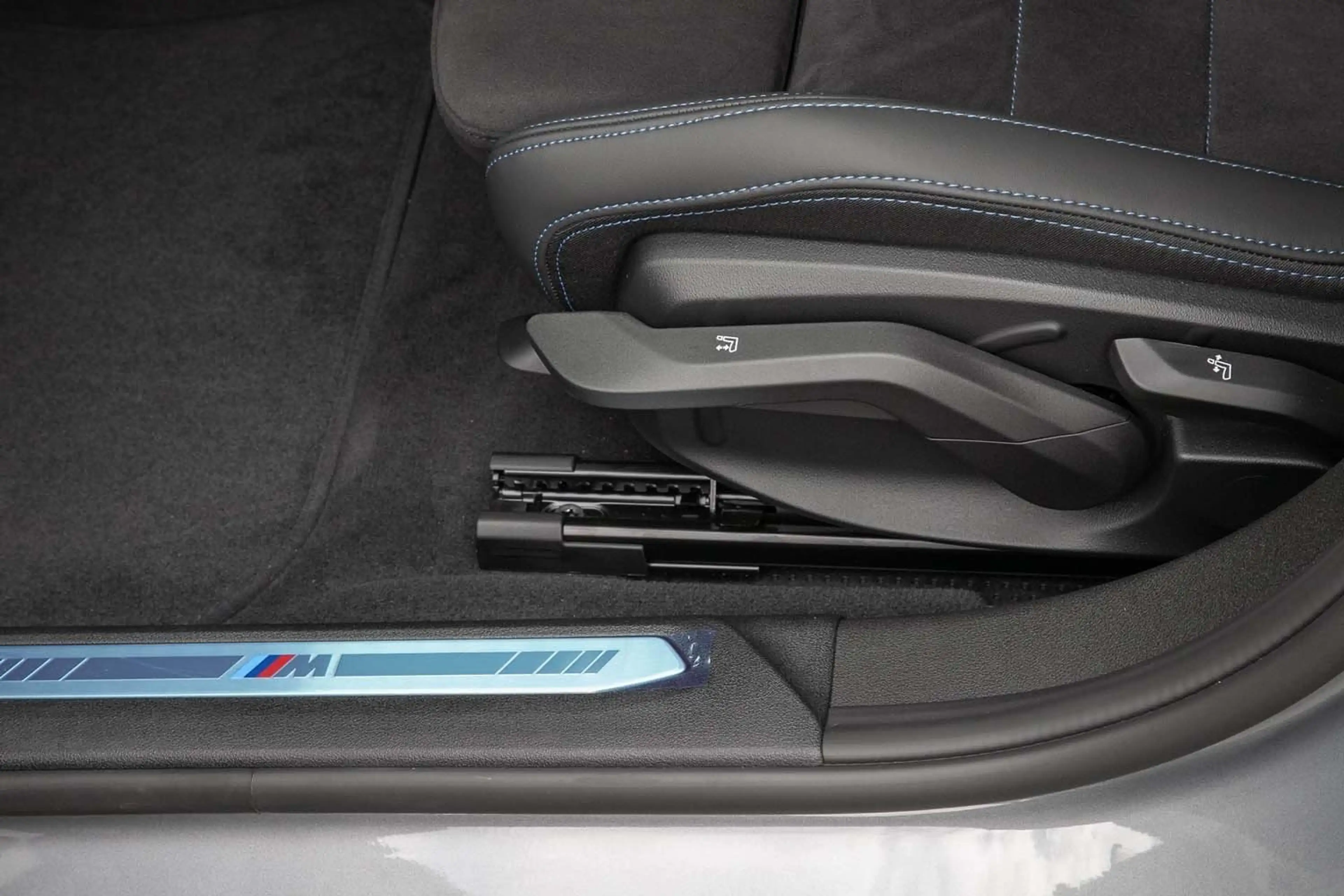 BMW 120 M Sport SHZ LED — photo 12