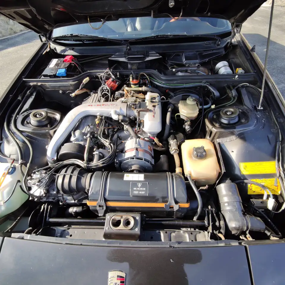 Porsche 924 2.0 Turbo, foto 7
