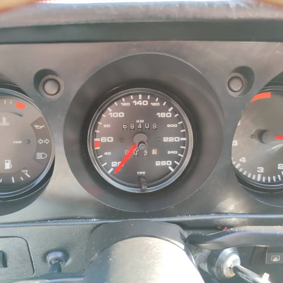 Porsche 924 2.0 Turbo, foto 8