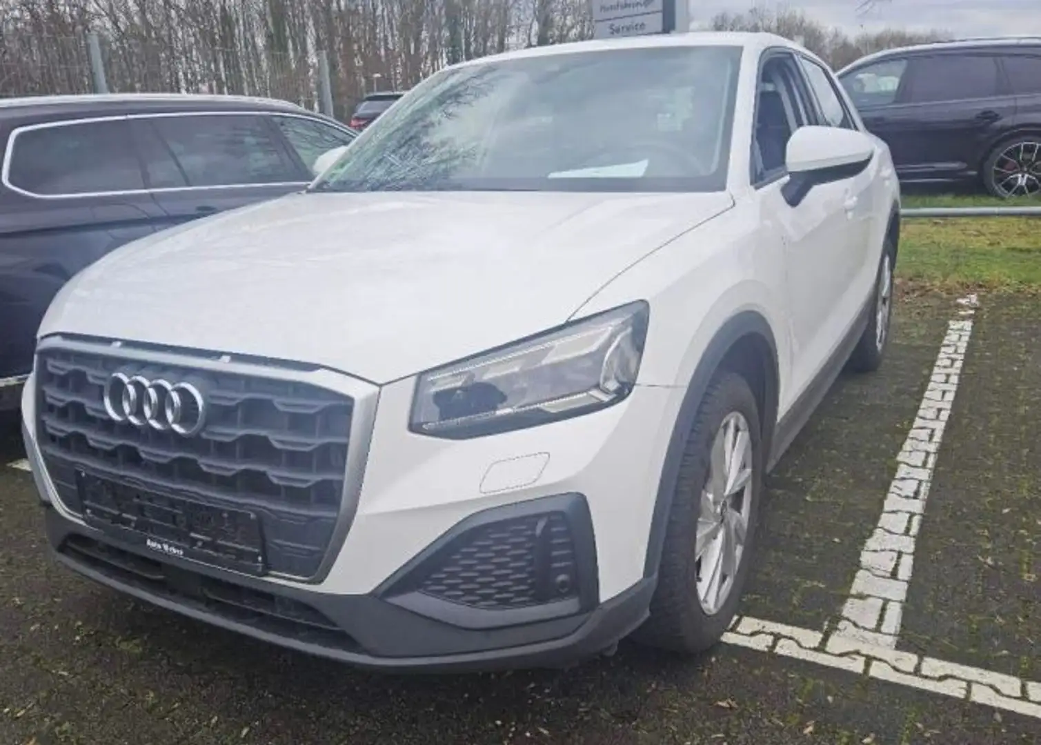Audi Q2 30TFSI 6-GANG FAHRSCHULWAGEN Weiß - 1