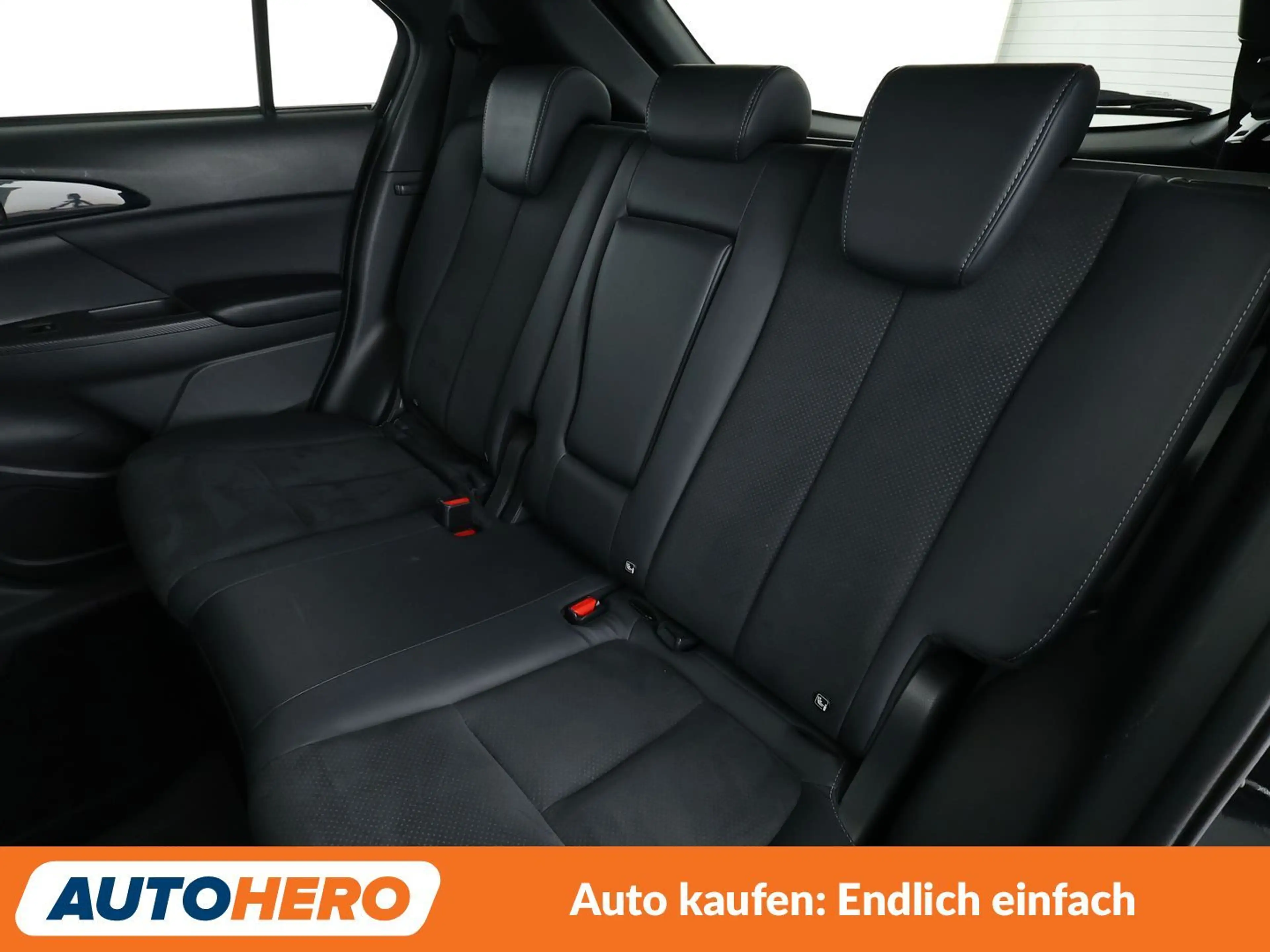 Mitsubishi Eclipse Cross 2.4 Plug-in Hybrid Plus 4WD Aut.*NAVI*LED*CAM*SHZ* — photo 14