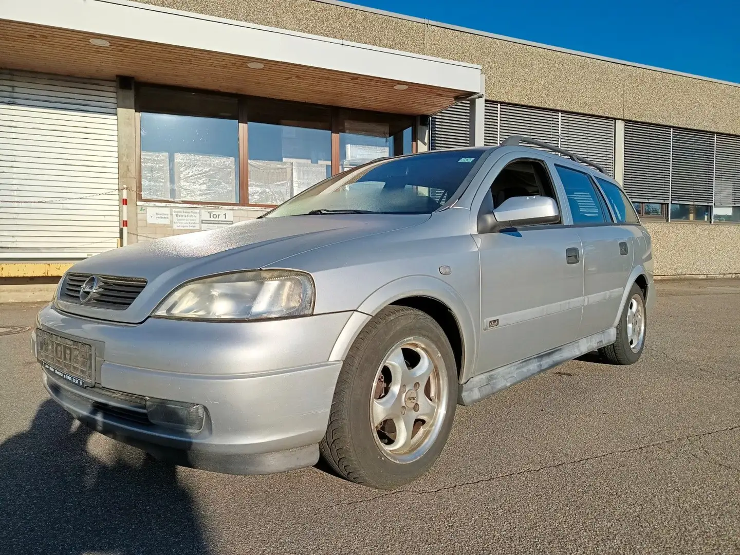 Opel Astra Silber - 1