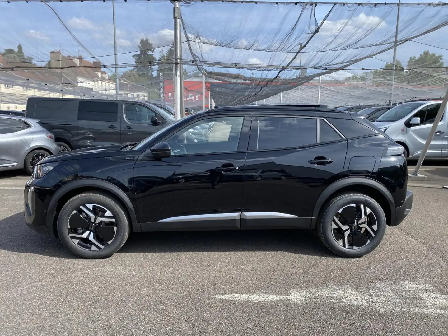 Peugeot 2008 II (2) 1.2 HYBRID 145 GT E-DCS6 PACK ALCANTARA / T Noir - 2