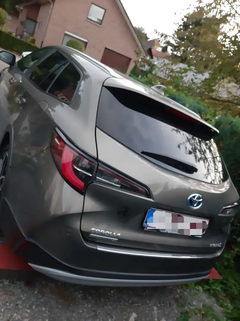 Toyota Corolla Corolla SW Hybrid 1.8 Trek Plus e-CVT Bronze - 2