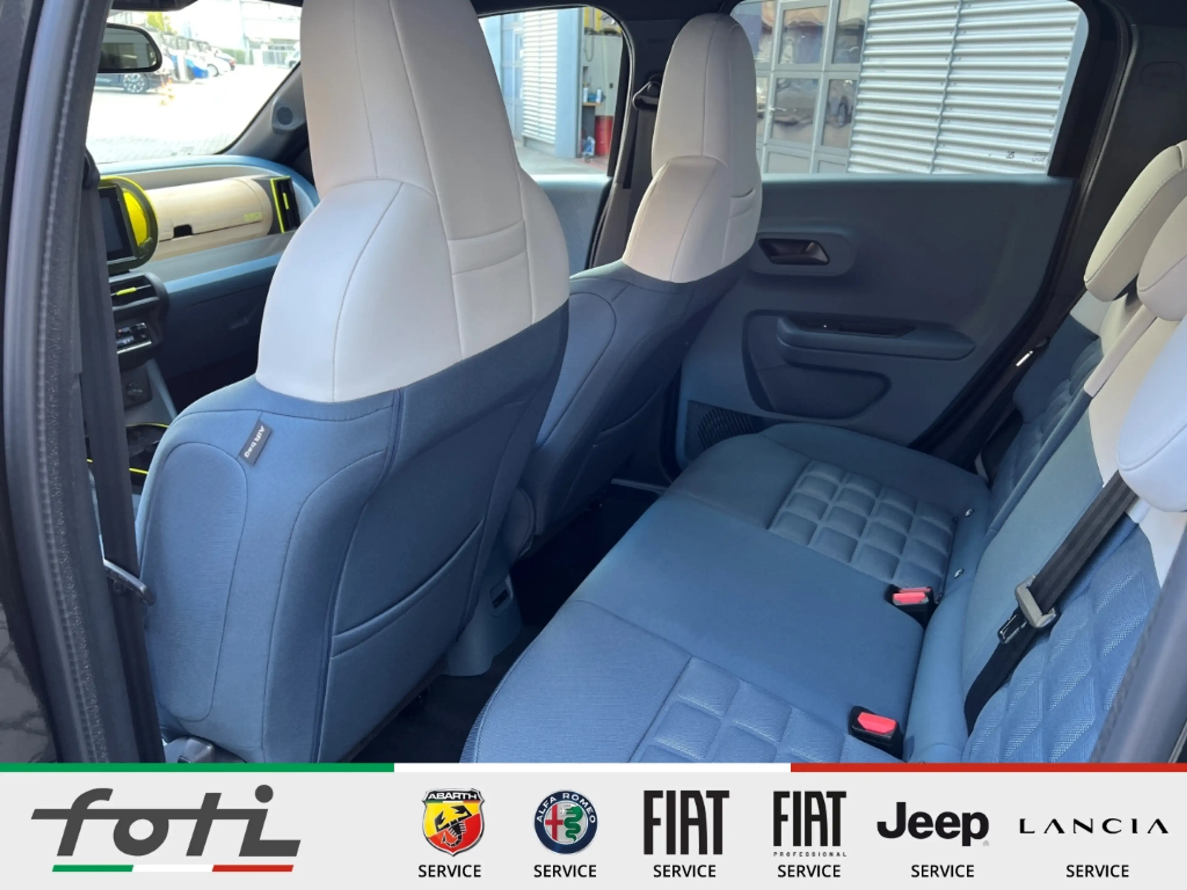 Fiat Grande Panda 1.2 Hybrid 110PS La Prima Navi LED — photo 14