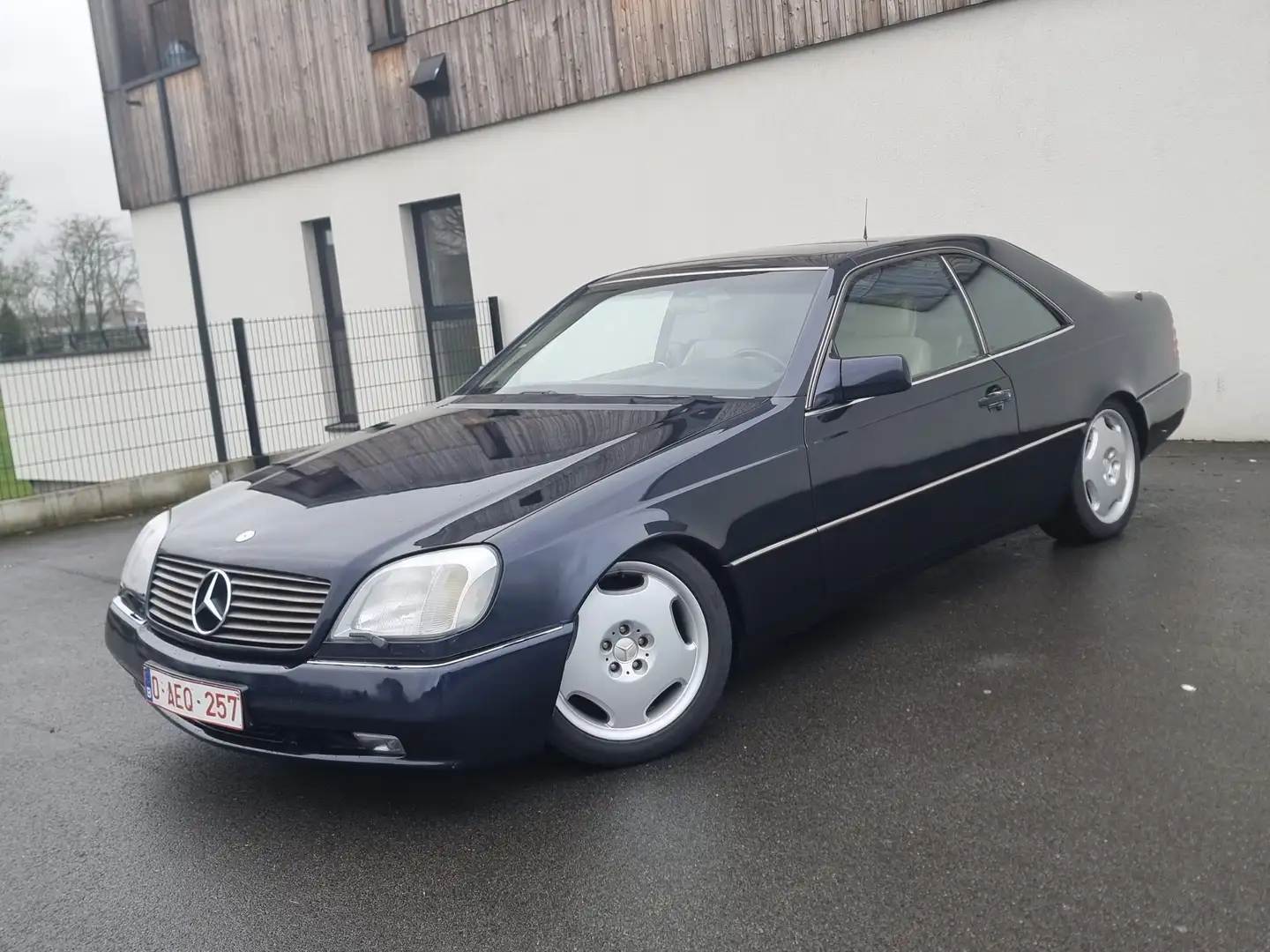 Mercedes-Benz 500 - 1