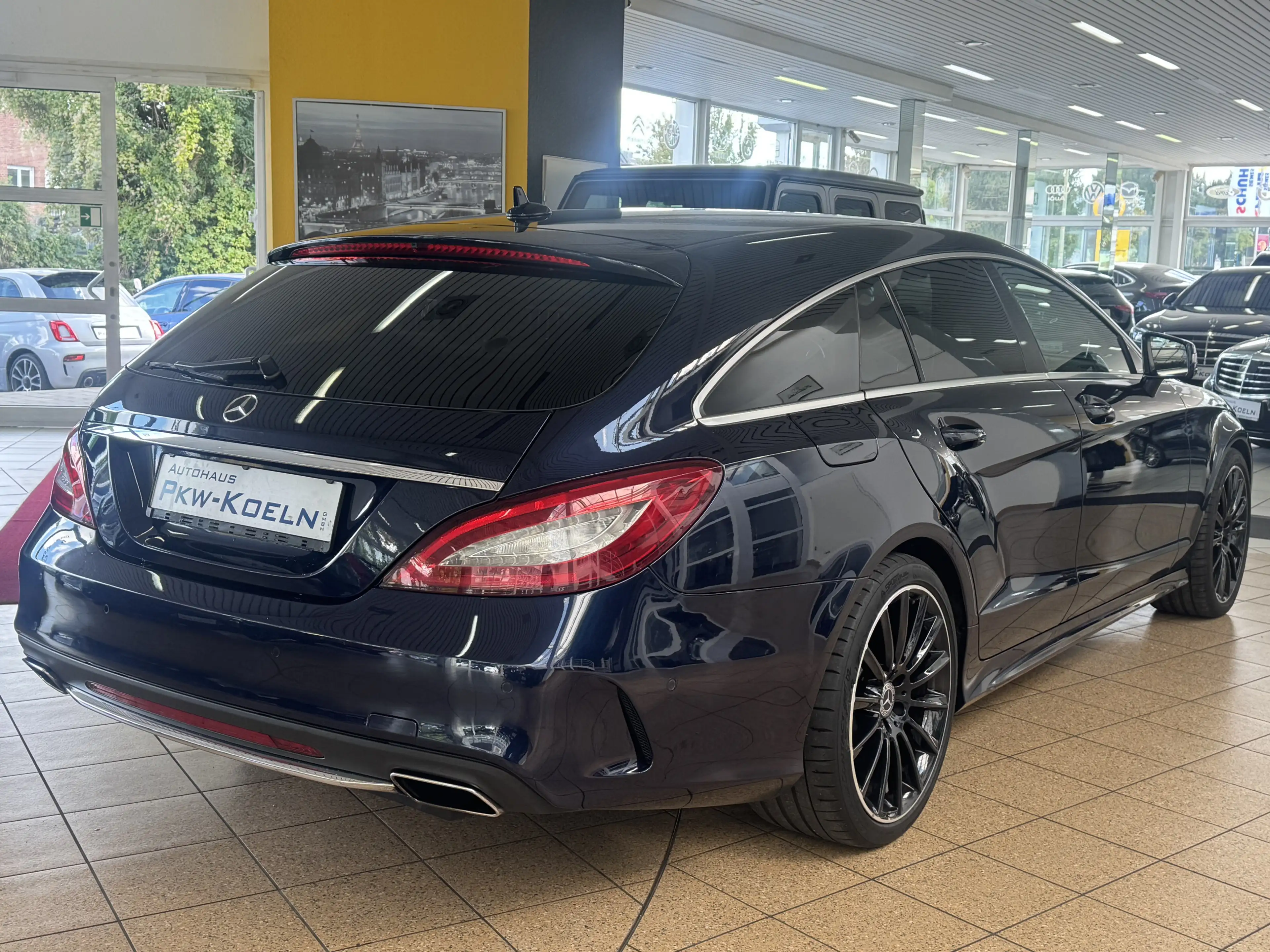 Mercedes-Benz CLS 220 BlueTec*AMG-LiNE*LED* — photo 3