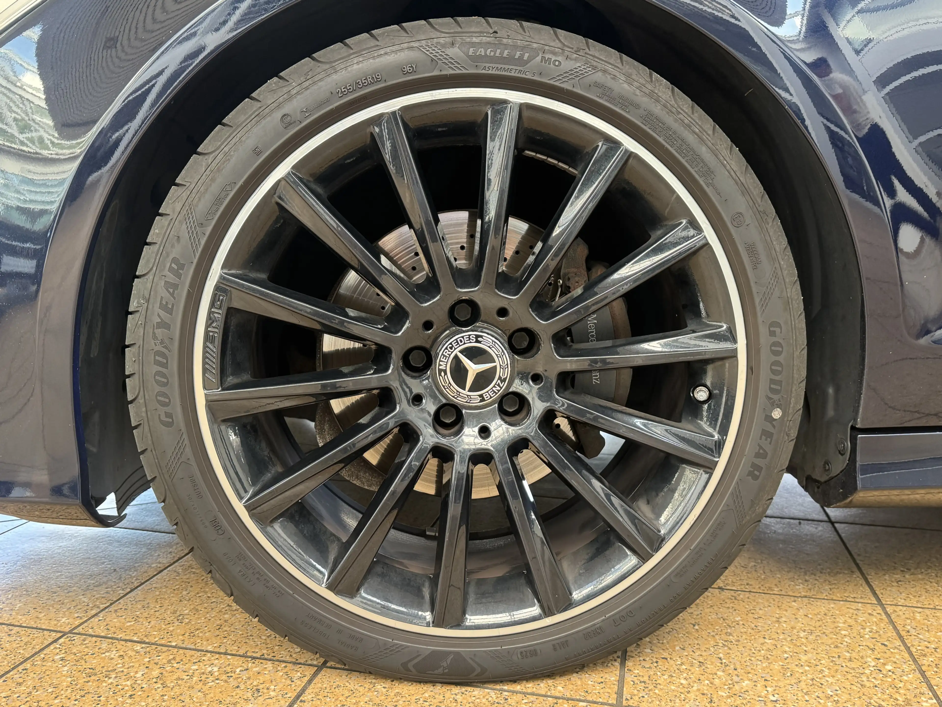 Mercedes-Benz CLS 220 BlueTec*AMG-LiNE*LED* — photo 12
