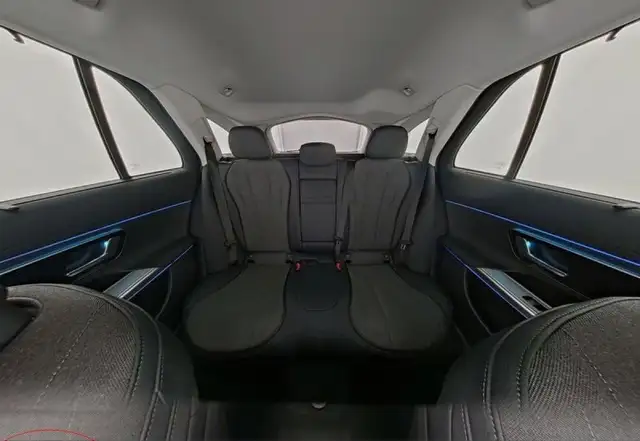 Mercedes-Benz E 300 E 300e T PHEV Aut. Ansicht 9