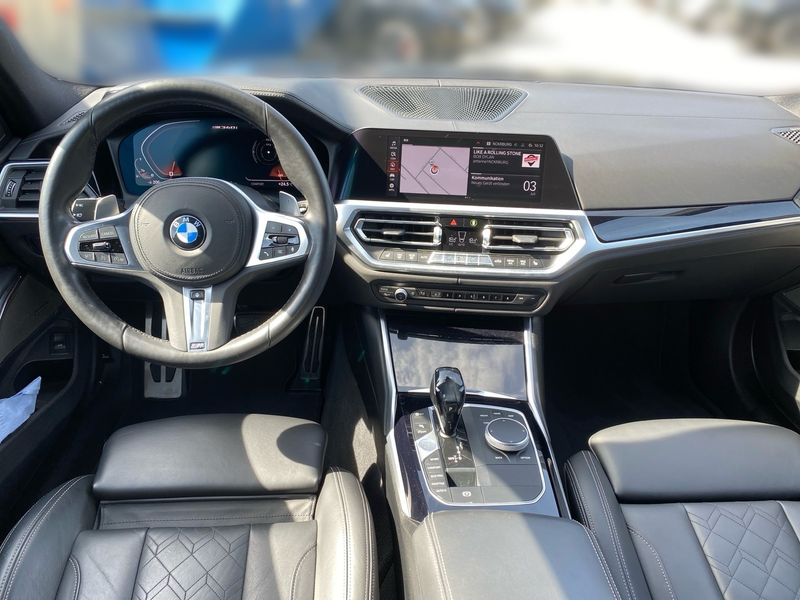 BMW 340 M340i xDrive Touring — photo 10