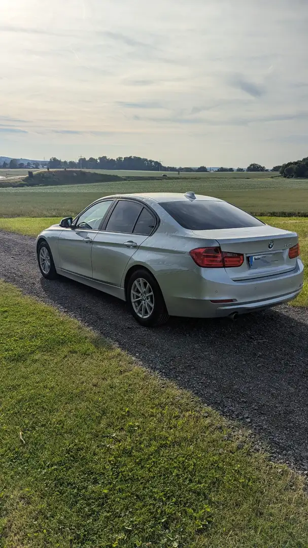 BMW 320 Diesel - F30 *Hagelschaden* Grau - 2