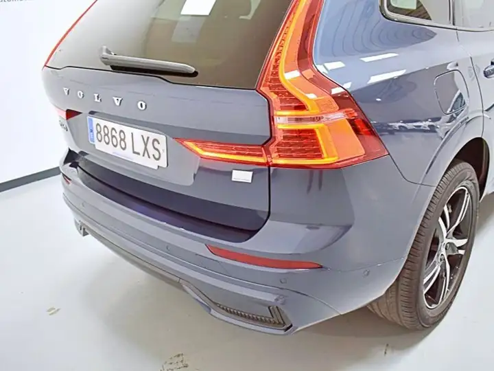Volvo XC60 2022, foto 35