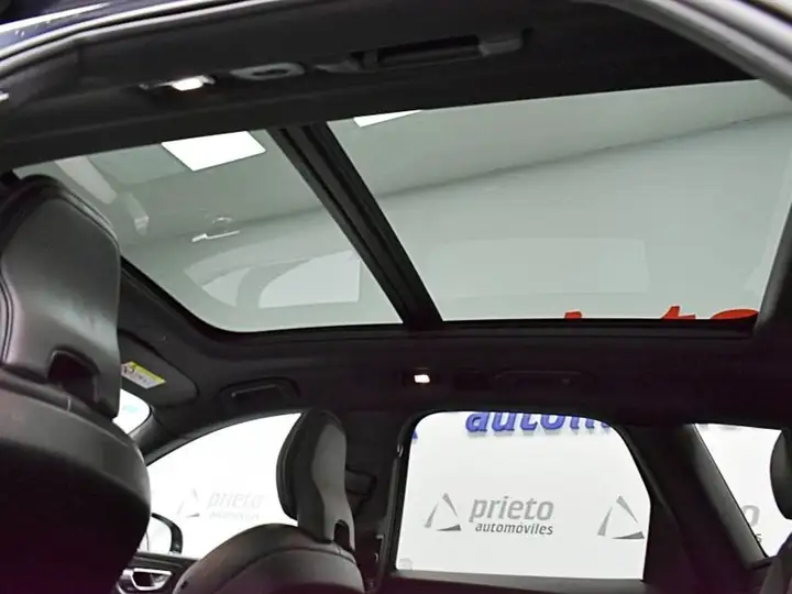 Volvo XC60 2022, foto 25