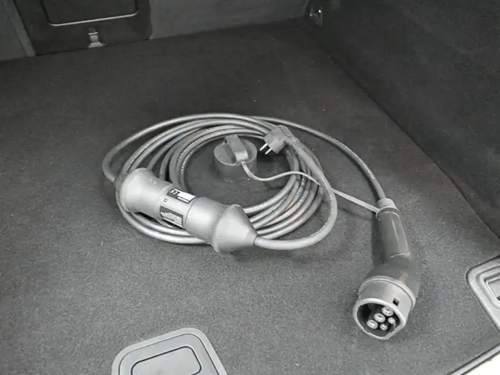 Volvo XC60 2022, foto 27